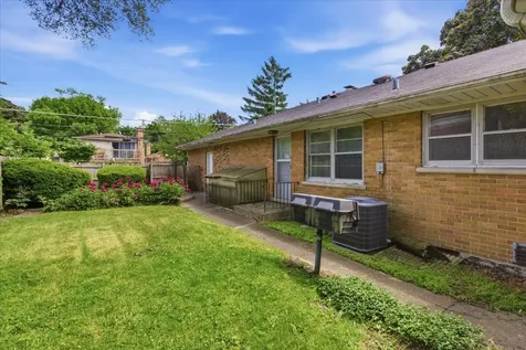 3620 Crain Street Skokie IL 60076