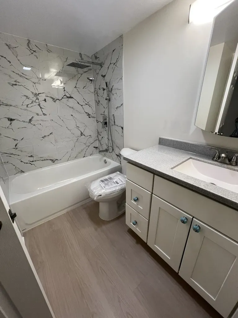 5125 Blodgett Avenue Downers Grove IL 60515