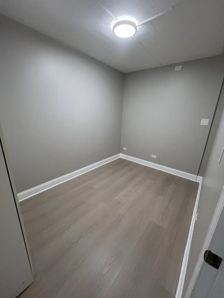 5125 Blodgett Avenue Downers Grove IL 60515