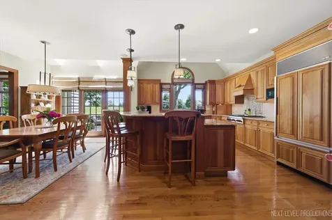 955 Harbor Town Court Geneva IL 60134