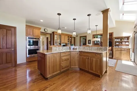 955 Harbor Town Court Geneva IL 60134