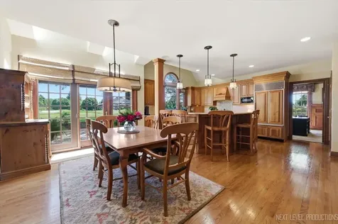 955 Harbor Town Court Geneva IL 60134