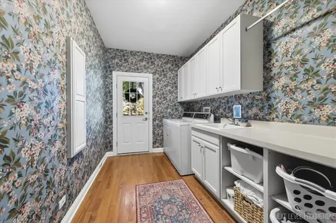 955 Harbor Town Court Geneva IL 60134
