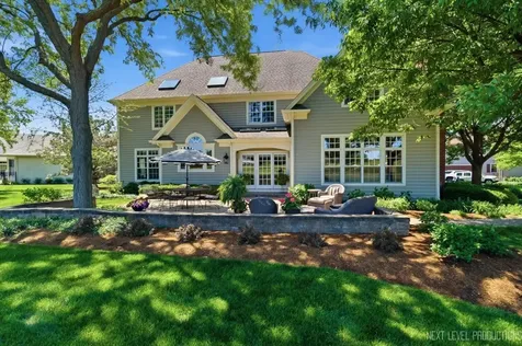 955 Harbor Town Court Geneva IL 60134