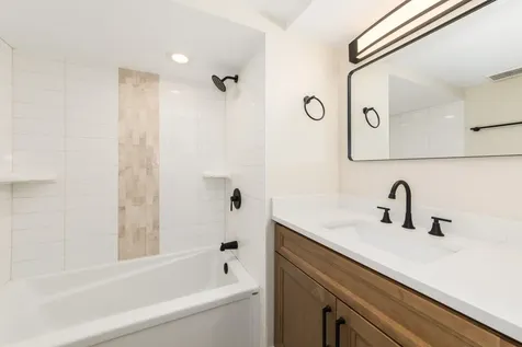 5526 North Nordica Avenue Chicago IL 60656
