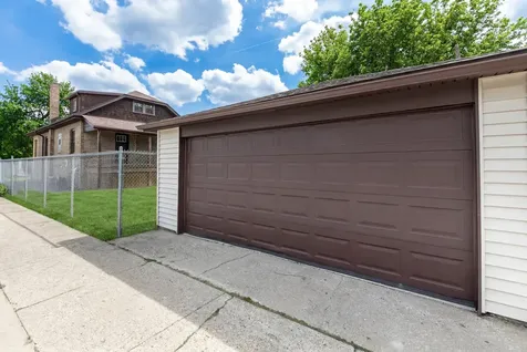 5526 North Nordica Avenue Chicago IL 60656