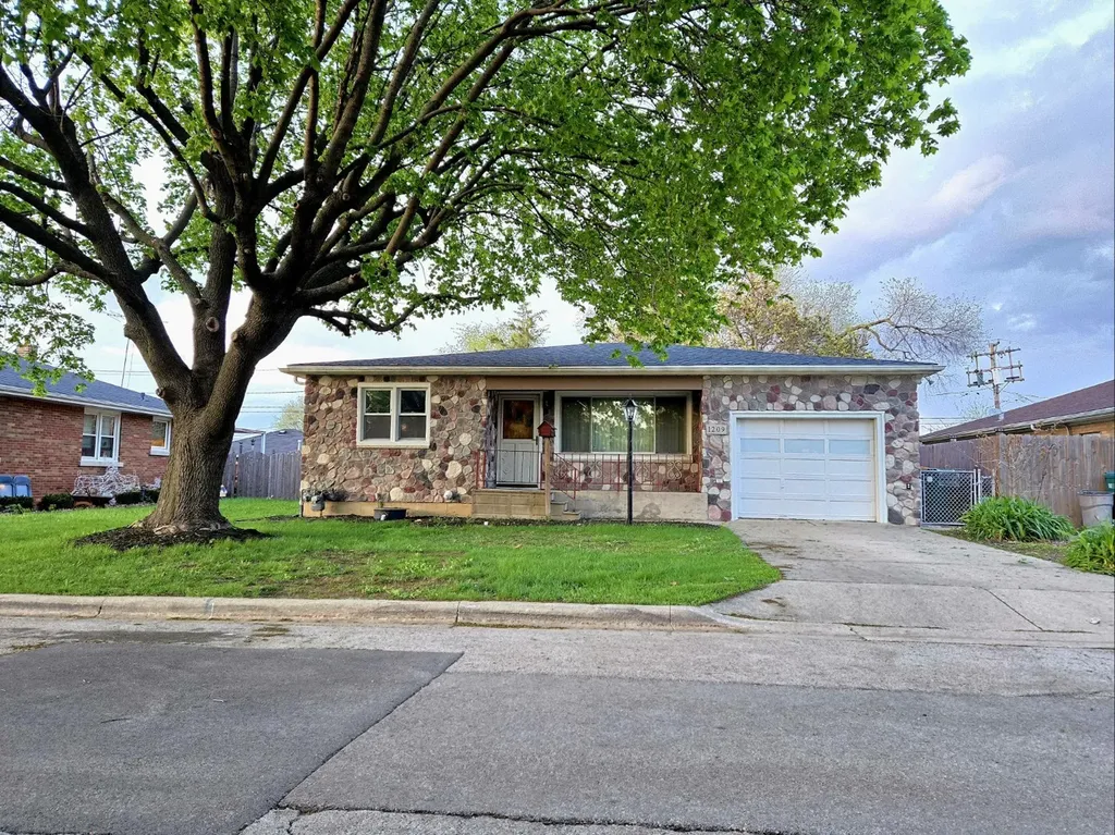 1209 Colorado Avenue Joliet IL 60435
