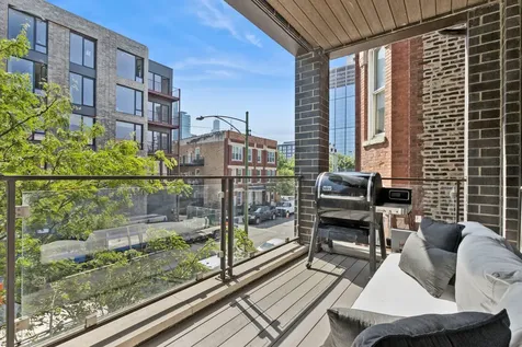 456 North Carpenter Street Chicago IL 60642