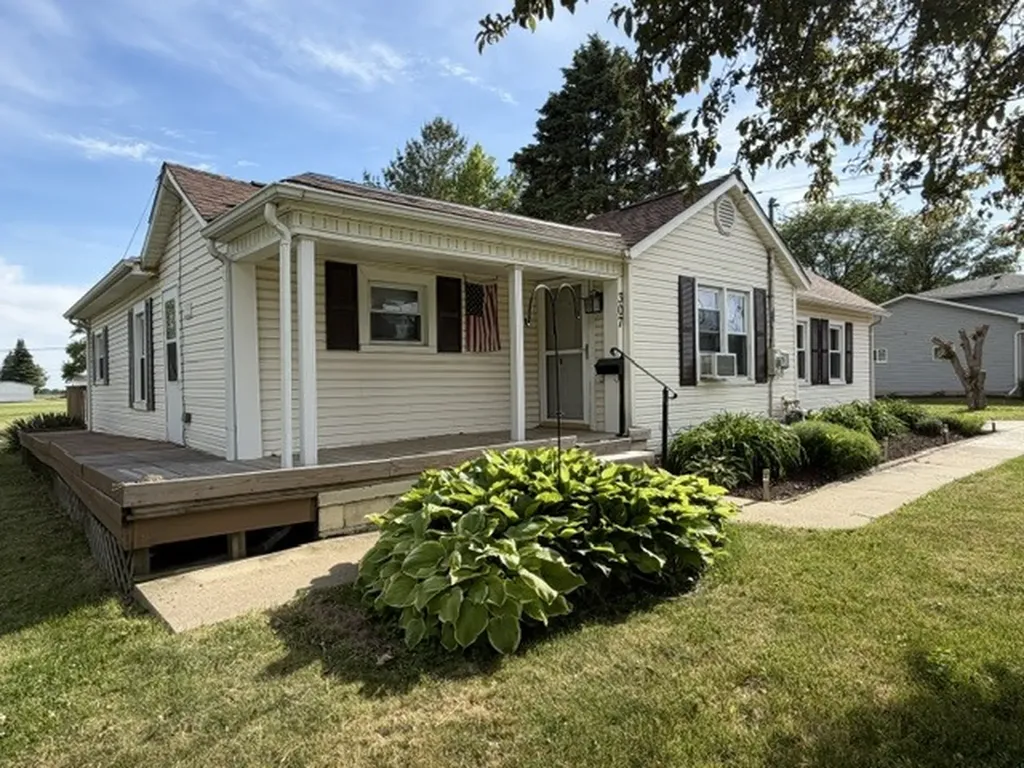 307 Division Street Mendota IL 61342