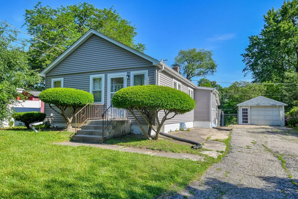 29W360 Brown Street West Chicago IL 60185