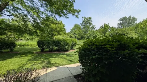 669 Lincoln Station Drive Oswego IL 60543