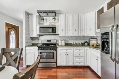 1226 Barberry Lane Round Lake Beach IL 60073