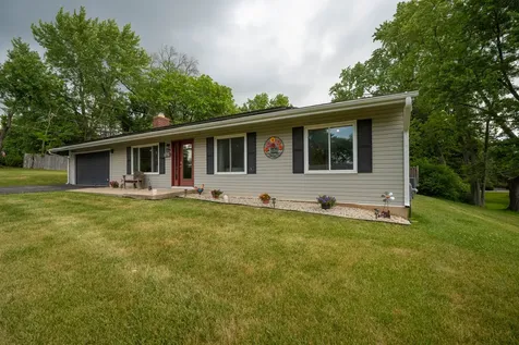 125 Cheri Lane Antioch IL 60002