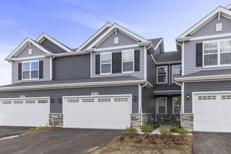 1733 Stable Lane Aurora IL 60503