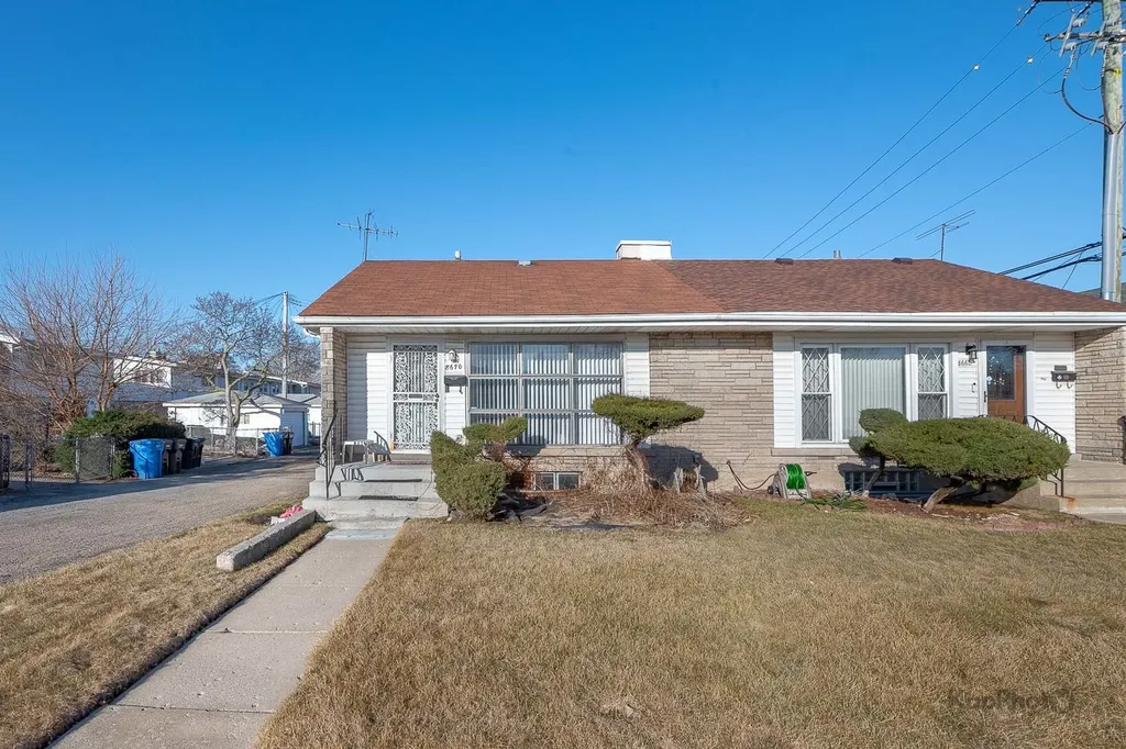 8670 South Kimbark Avenue Chicago IL 60619