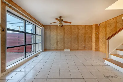 8670 South Kimbark Avenue Chicago IL 60619