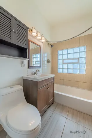 8670 South Kimbark Avenue Chicago IL 60619