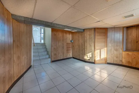 8670 South Kimbark Avenue Chicago IL 60619