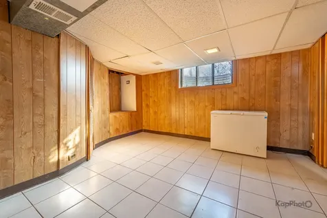 8670 South Kimbark Avenue Chicago IL 60619