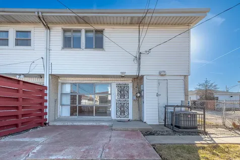 8670 South Kimbark Avenue Chicago IL 60619