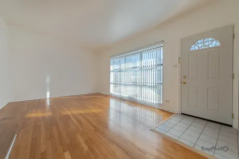 8670 South Kimbark Avenue Chicago IL 60619
