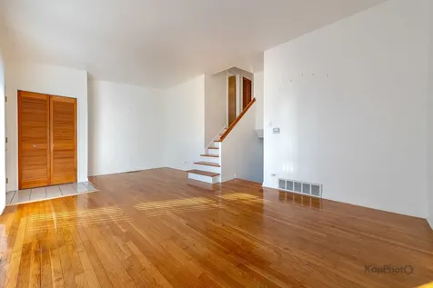 8670 South Kimbark Avenue Chicago IL 60619