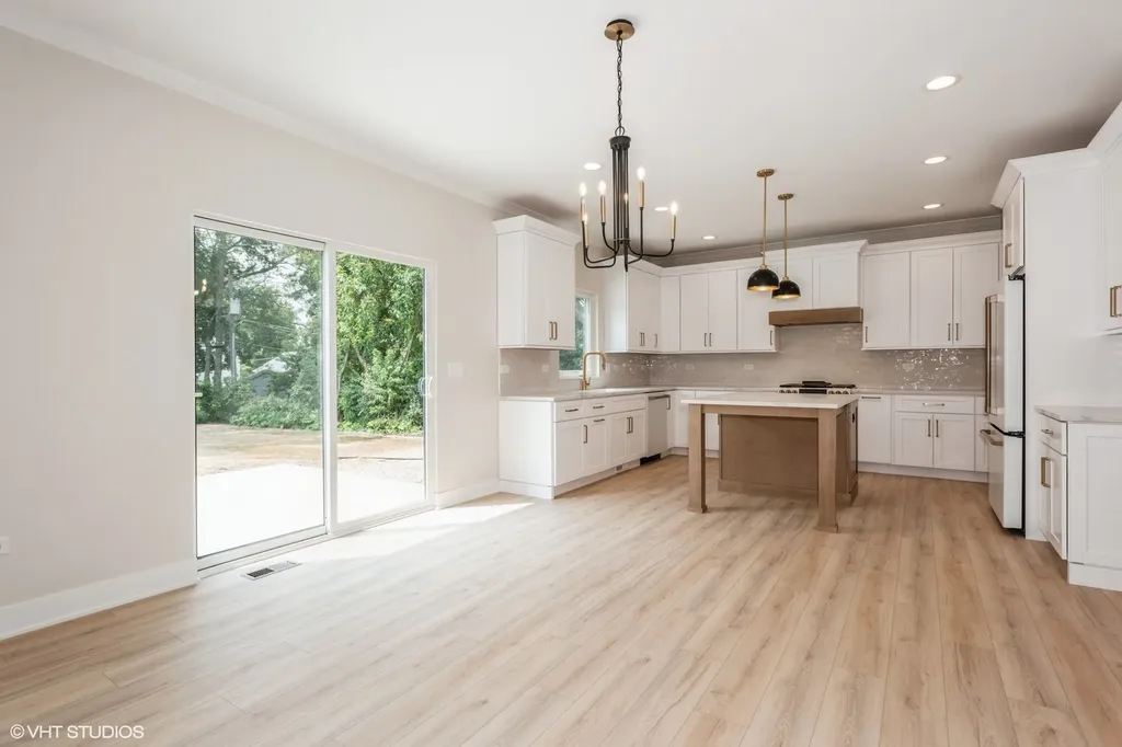 1N063 LOT 2 Farwell Street Carol Stream IL 60188