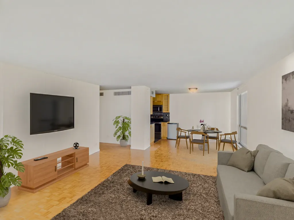 1310 North Ritchie Court Chicago IL 60610