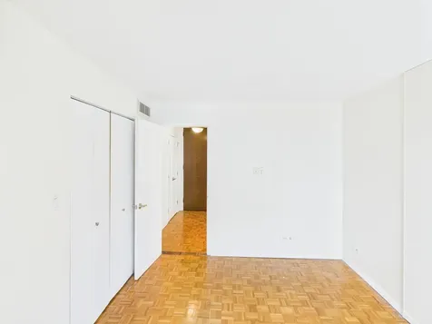 1310 North Ritchie Court Chicago IL 60610