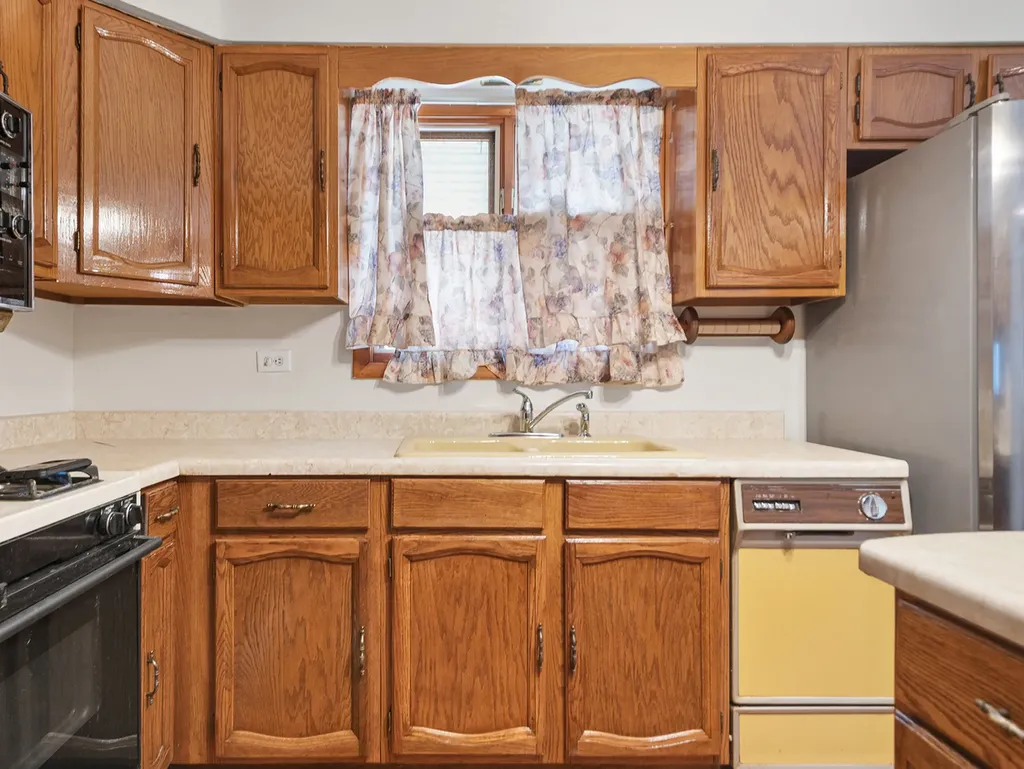1306 East 88th Place Chicago IL 60619