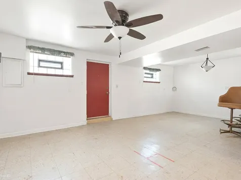 1306 East 88th Place Chicago IL 60619