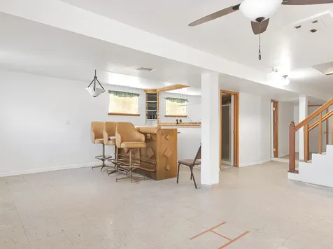 1306 East 88th Place Chicago IL 60619