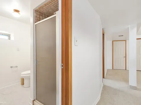 1306 East 88th Place Chicago IL 60619