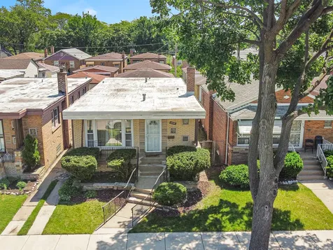 1306 East 88th Place Chicago IL 60619