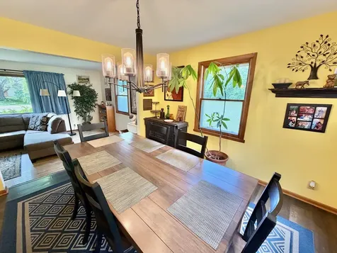1711 Shaw Woods Drive Rockford IL 61107