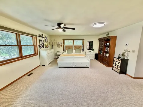 1711 Shaw Woods Drive Rockford IL 61107