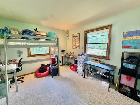1711 Shaw Woods Drive Rockford IL 61107