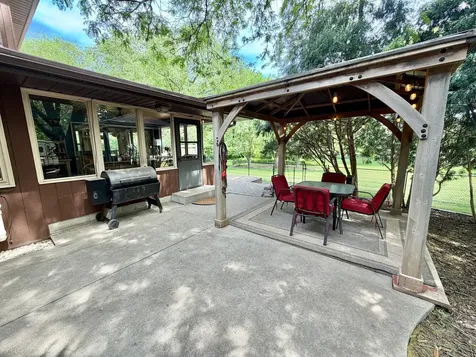 1711 Shaw Woods Drive Rockford IL 61107