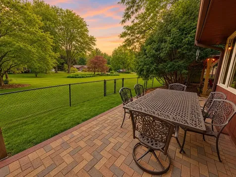1711 Shaw Woods Drive Rockford IL 61107