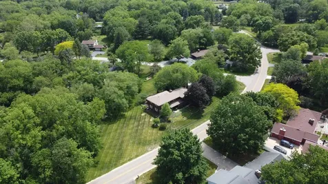 1711 Shaw Woods Drive Rockford IL 61107
