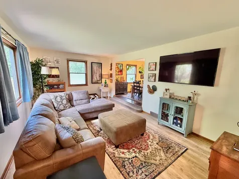 1711 Shaw Woods Drive Rockford IL 61107