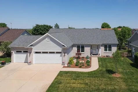 2402 Sanford Lane Normal IL 61761