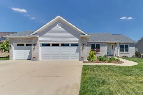 2402 Sanford Lane Normal IL 61761