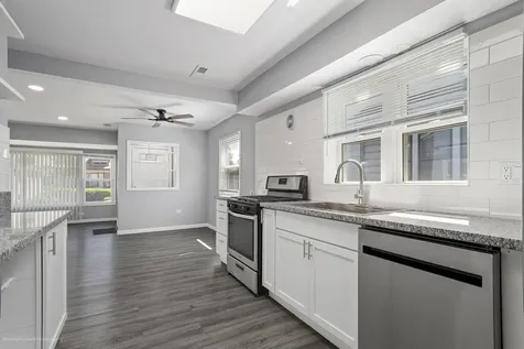353 West 15th Place Chicago Heights IL 60411