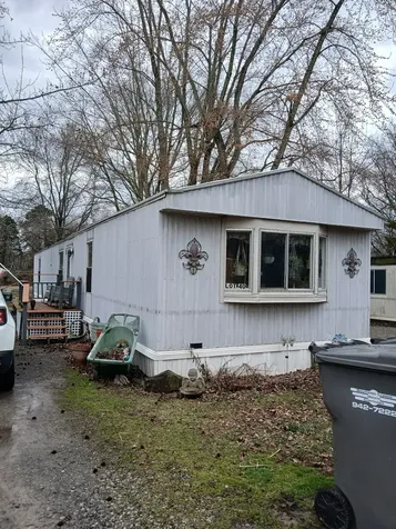 231 South Court Street S Benton IL 62812