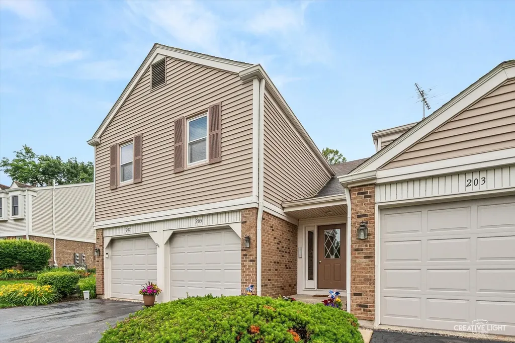 205 Millington Way St. Charles IL 60174