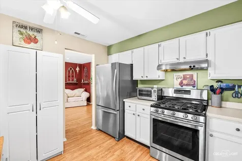 205 Millington Way St. Charles IL 60174