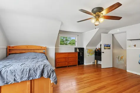 523 West Winchester Road Chicago Heights IL 60411