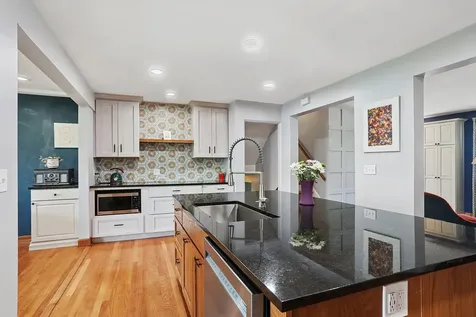 523 West Winchester Road Chicago Heights IL 60411