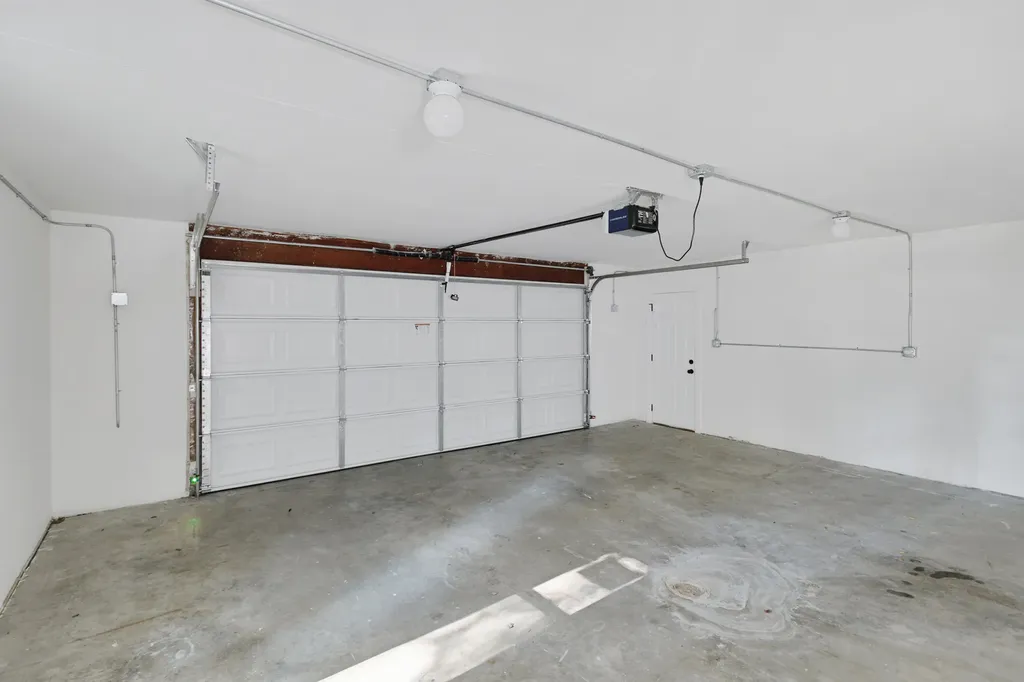 28W555 Leverenz Road Naperville IL 60564